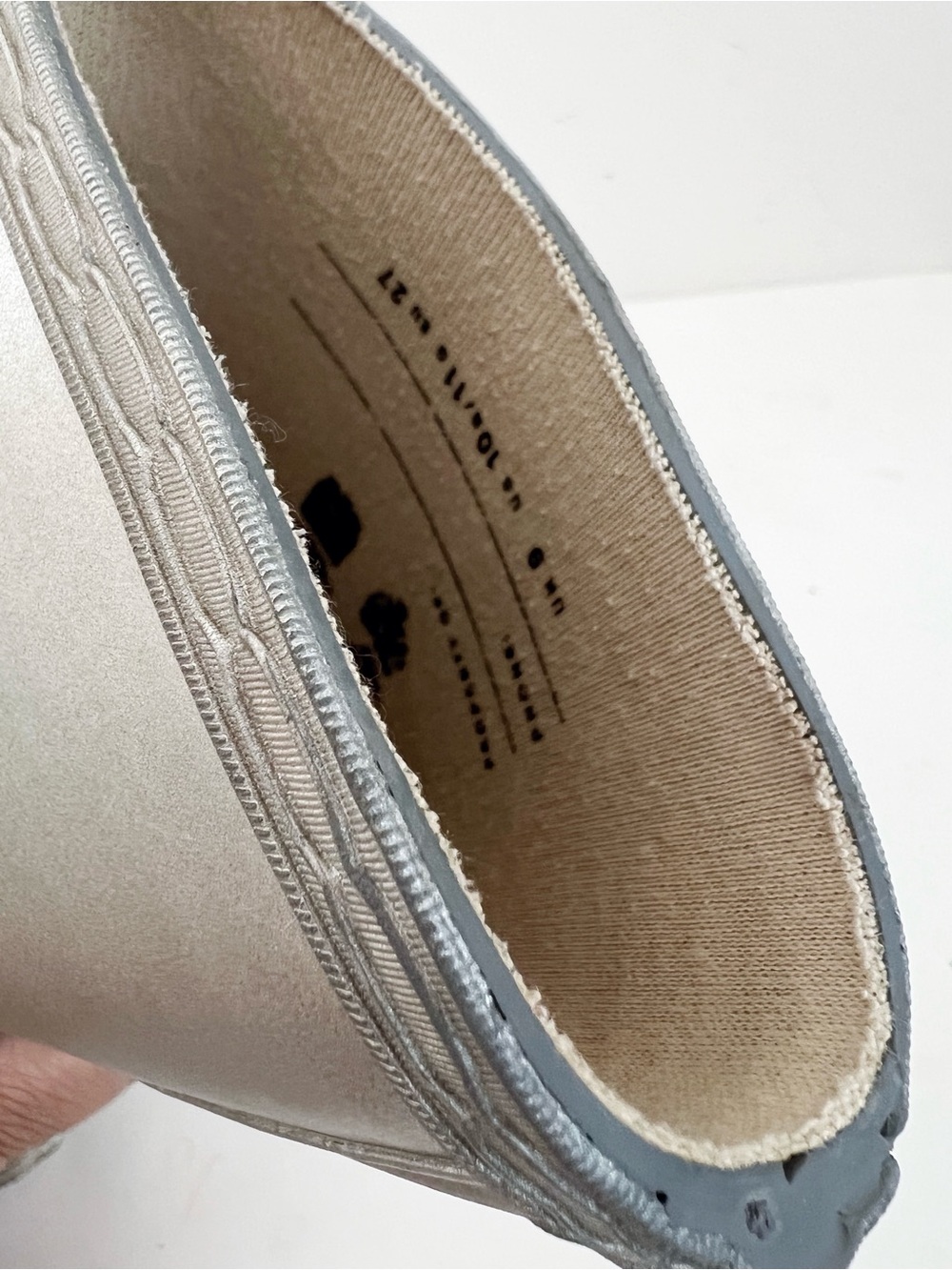 Kids size US 10 Hunter rain boots - Picture 9 of 9
